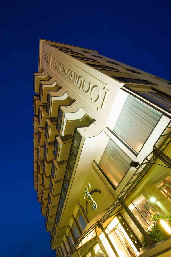 Hotel Negresco Cattolica Kültér fotó