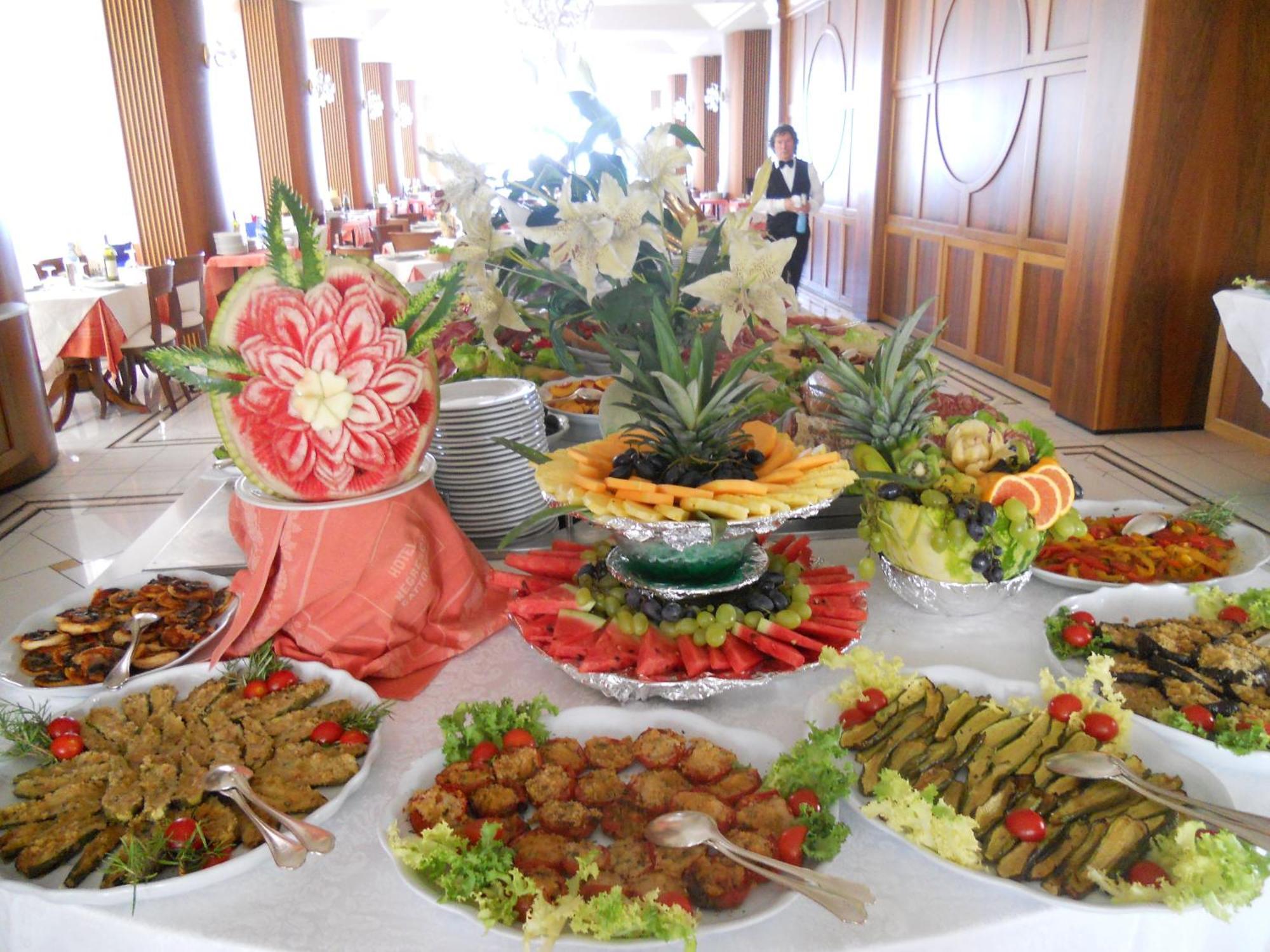 Hotel Negresco Cattolica Kültér fotó