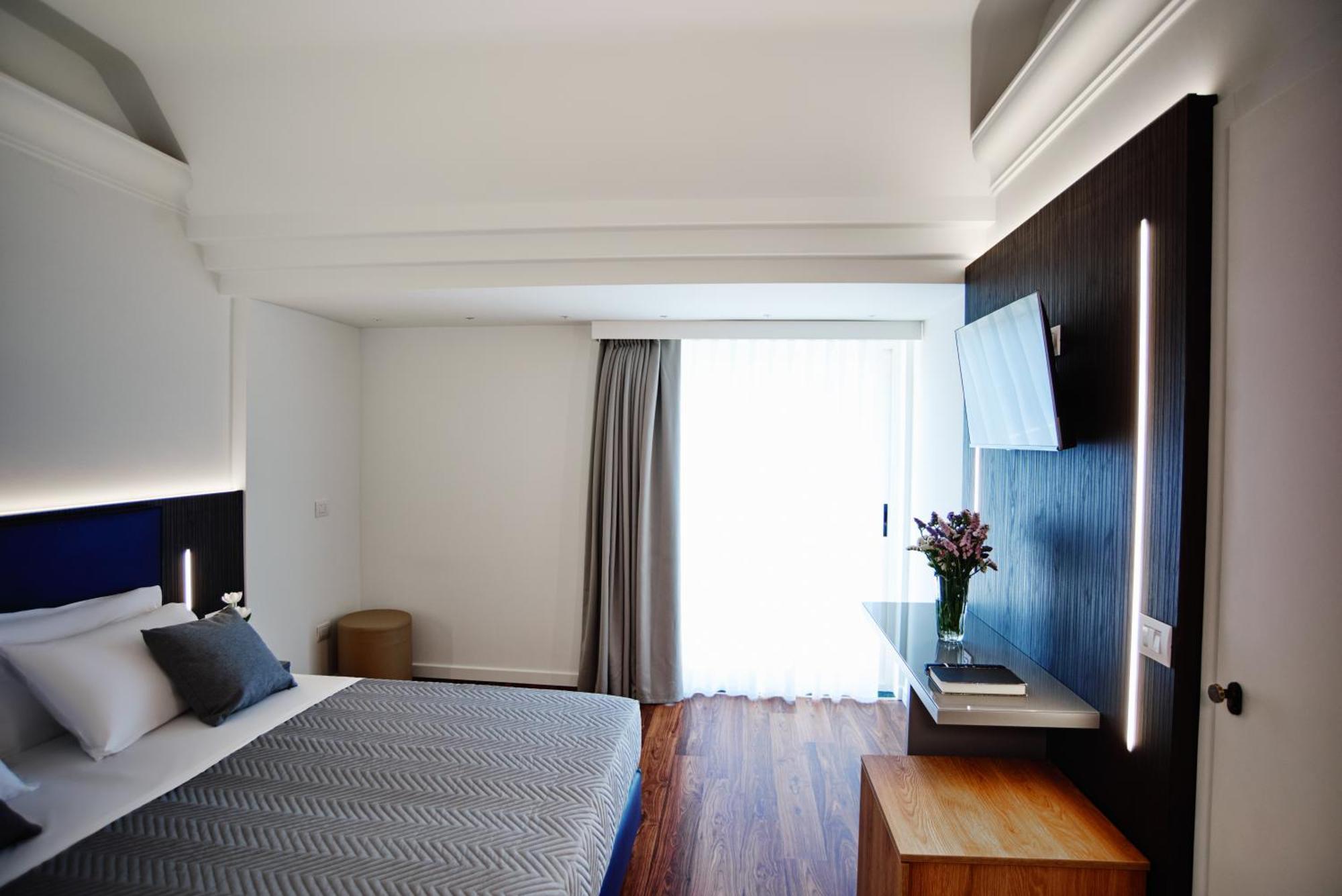 Hotel Negresco Cattolica Kültér fotó