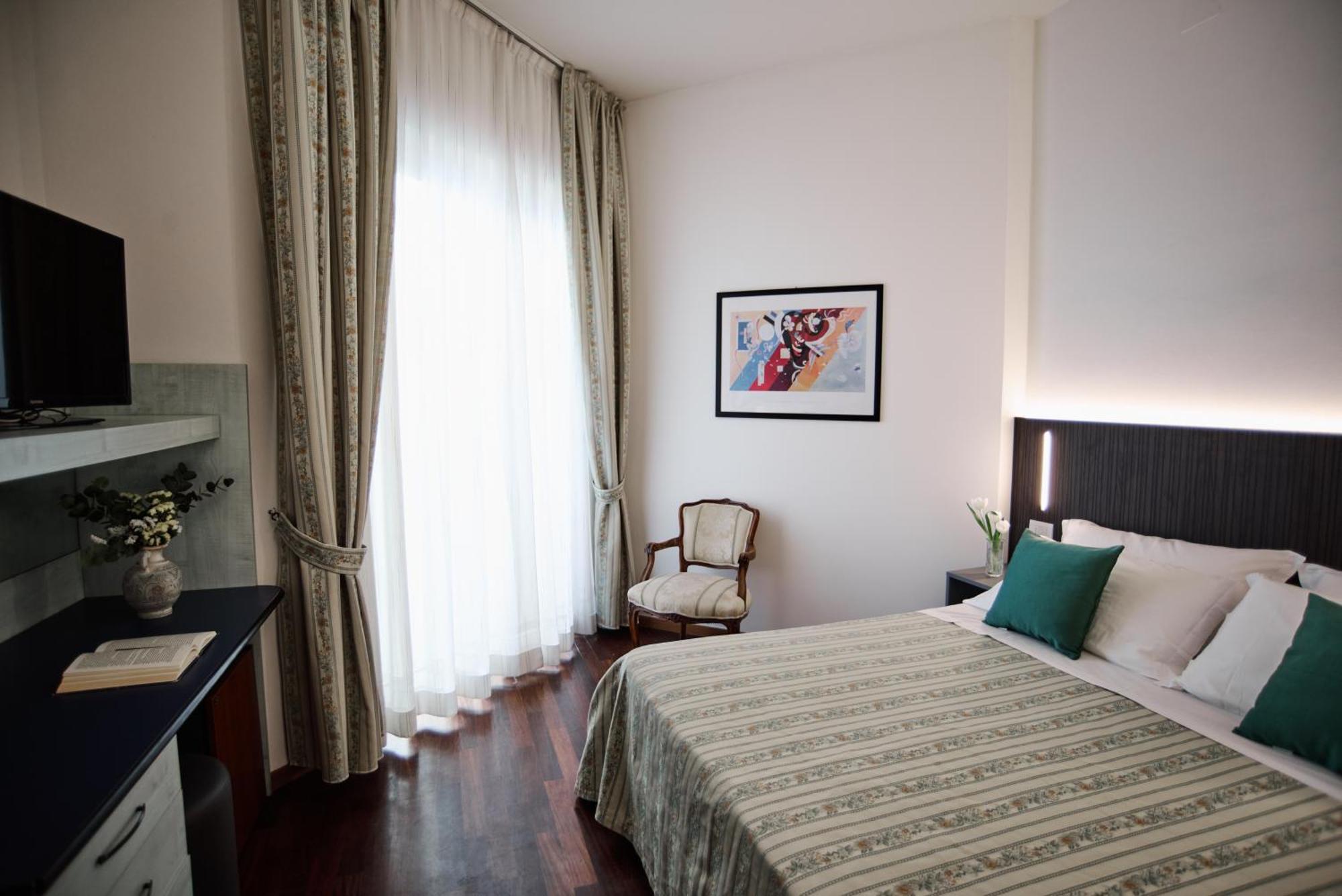 Hotel Negresco Cattolica Kültér fotó